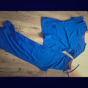 Heartsoul large tall scrub set